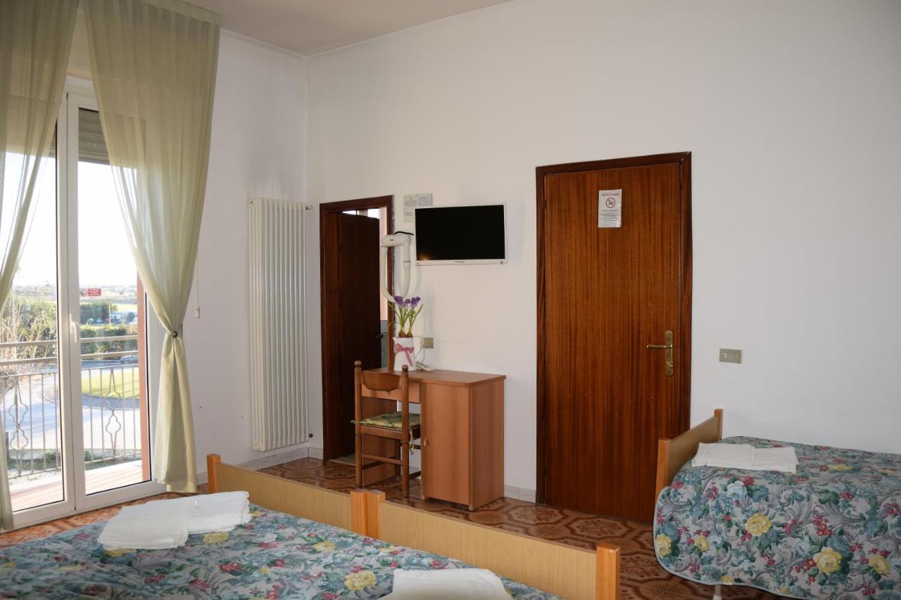 Hotel Ristorante Da Marco San Mauro Mare Dış mekan fotoğraf